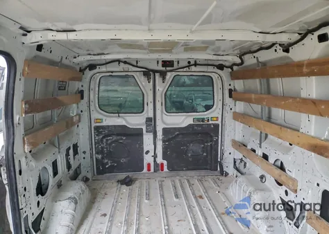 2018 Ford Transit T-250 z USA, uszkodzony, nr VIN 1FTYR1YM9JKB32606